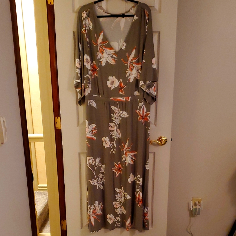 G by Giuliana Olive Green Floral Wrap Maxi Dress